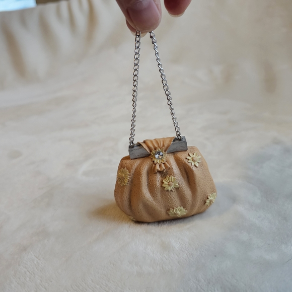 Miniature Vintage Style Floral Handbag Figurine - Picture 3 of 3
